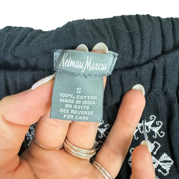 Neiman Marcus NWT Black Knit White Embroidered Strapless Tube Boho Maxi Dress - Picture 9 of 10